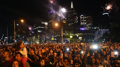 823850-melbourne-fireworks.jpg
